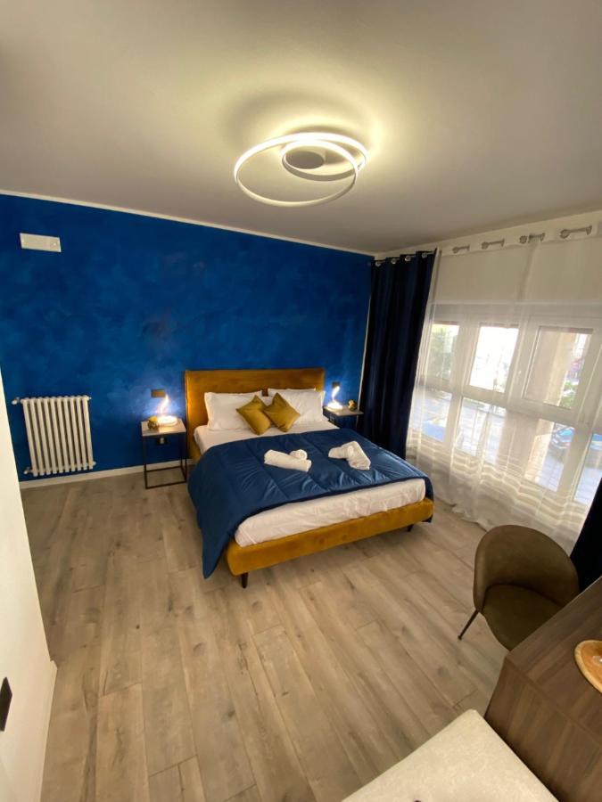 Hotel Plaza Ungheria Палермо Экстерьер фото